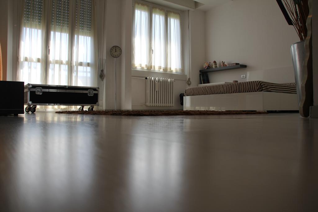 Suite In Town Milan Chambre photo