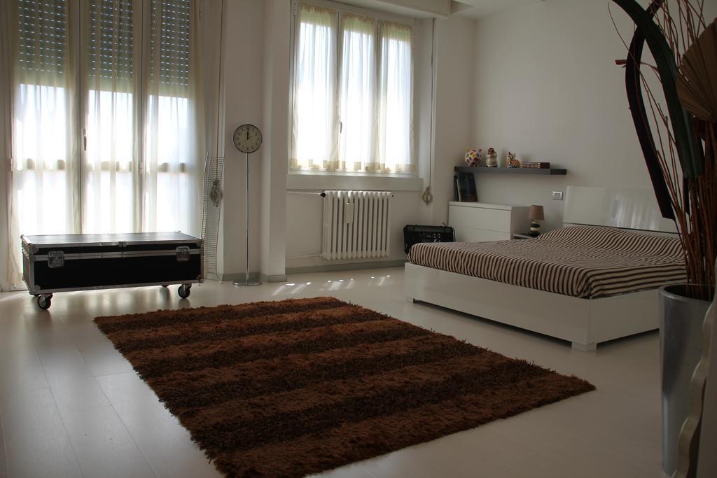 Suite In Town Milan Chambre photo